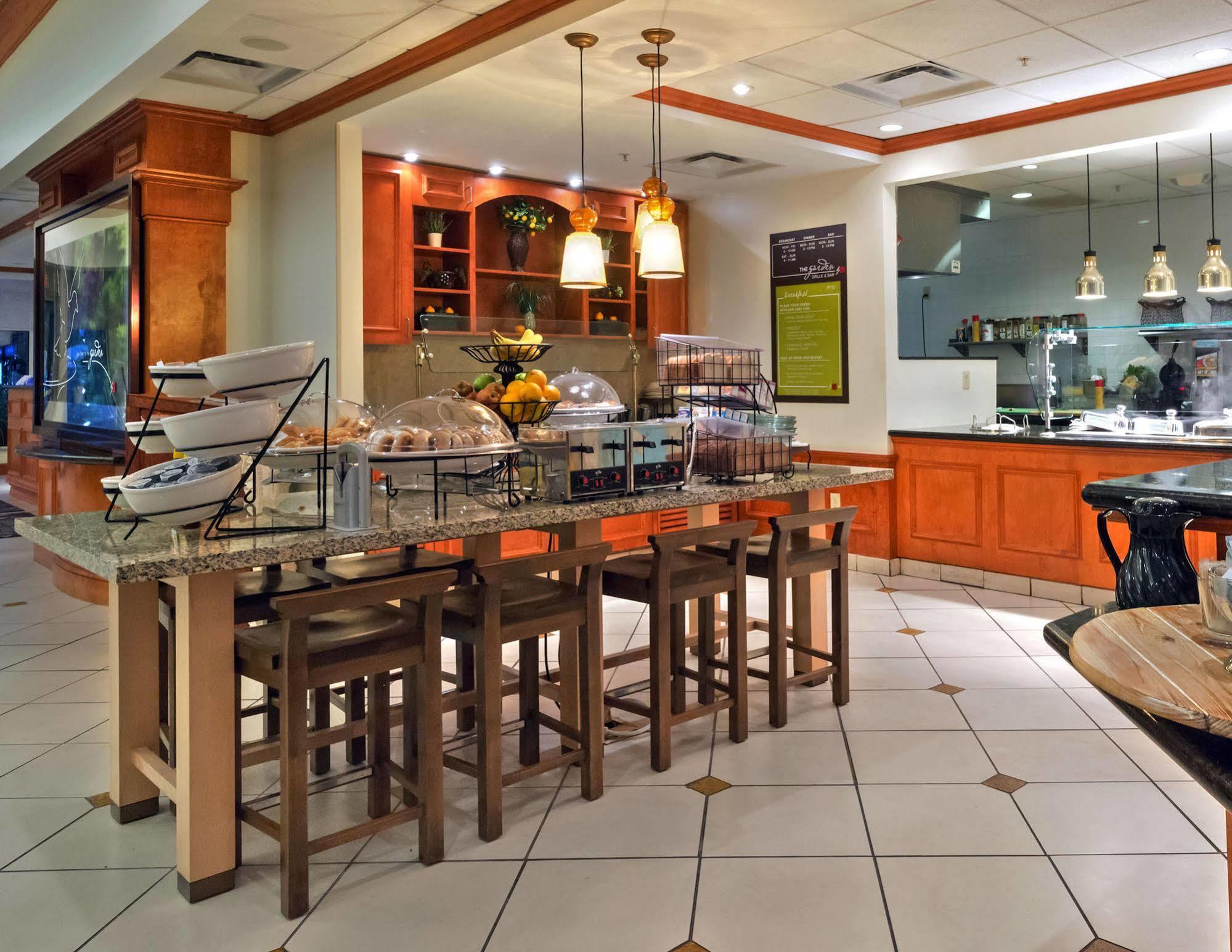 Hilton Garden Inn West Monroe Bagian luar foto